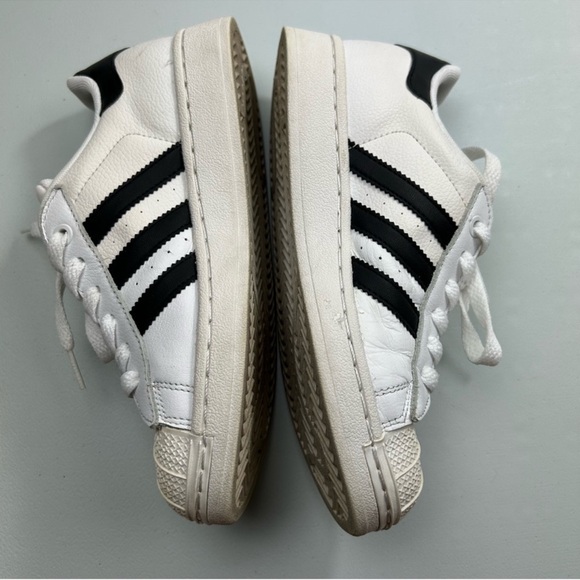 Adidas sneakers - Picture 5 of 12